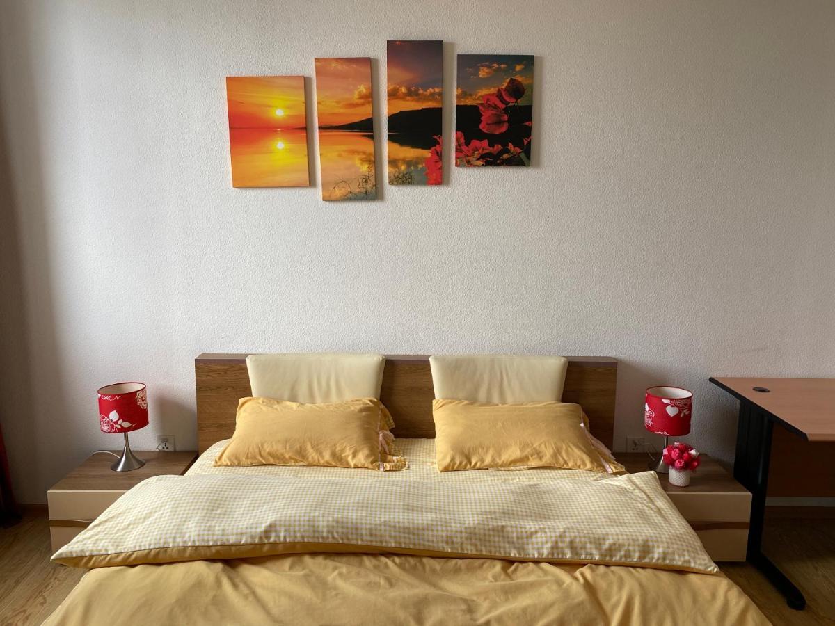Gobi-Girl Hotel อูลานบาตอร์ ภายนอก รูปภาพ